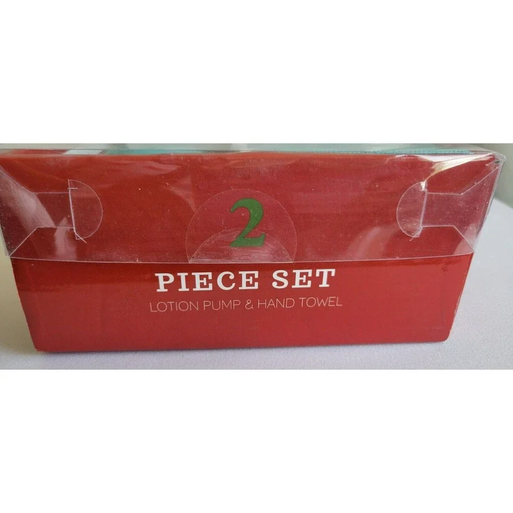 2 Piece Avanti Christmas Lotion Pump With Hand Towel Bathroom Decor New